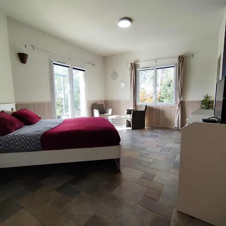 Le Clos Mirelie Tatil Evi *